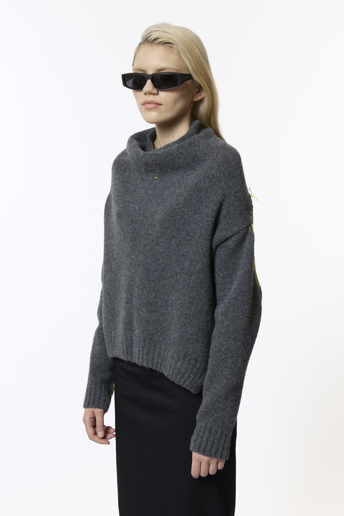 SWEATER STEINER - alternate view